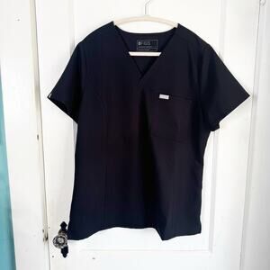 FIGS Technical Collection Catarina One Pocket Scrub Top Black Short Sleeve Large